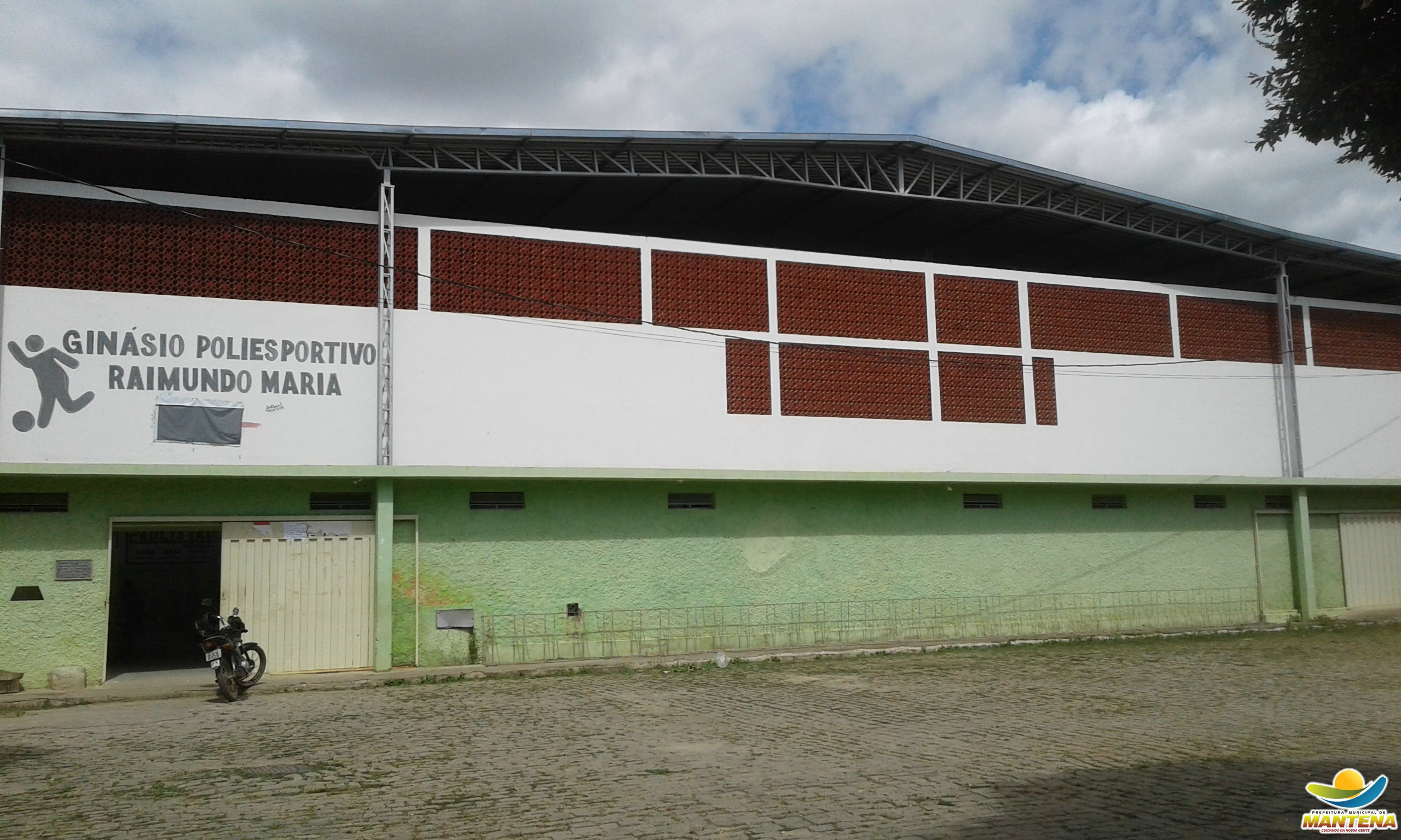 Secretaria de esportes está concluindo as obras de reforma do ginásio Raimundo Maria.