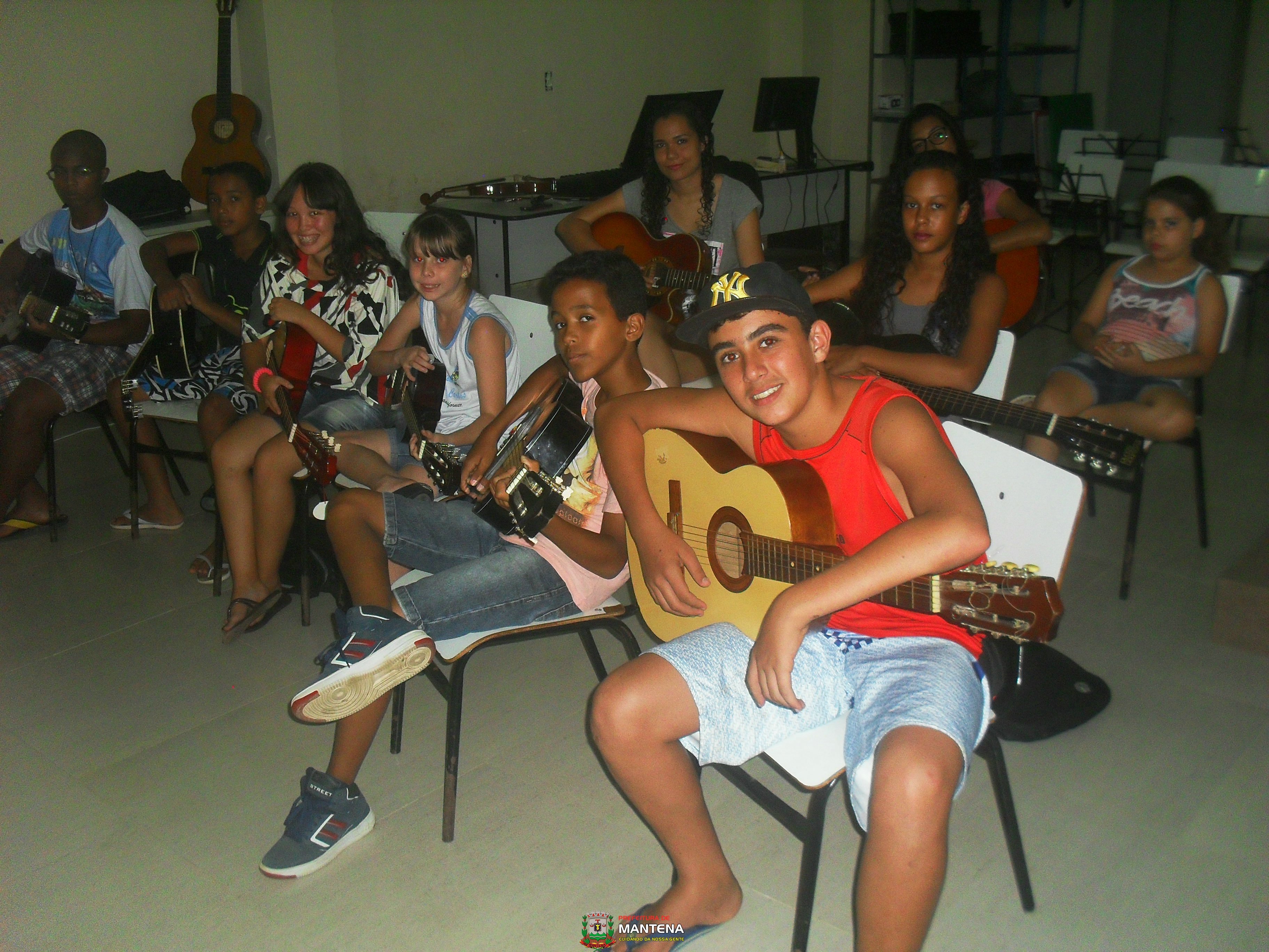 Música: Secretaria Municipal de Cultura de Mantena, oferece cursos gratuitos de instrumentos musicais.