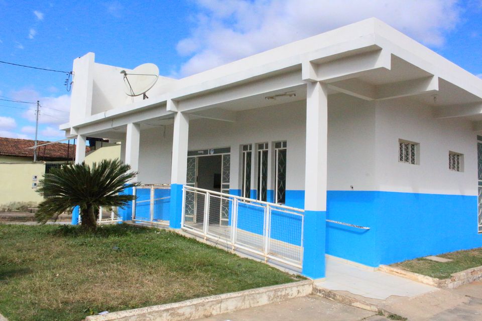 Prefeitura conclui reforma e pintura do PSF Santo Antônio.