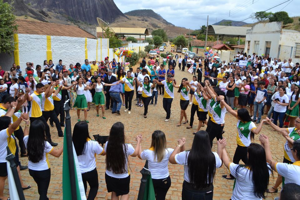 Escolas de Limeira deram um show nas apresentações Cívicas.