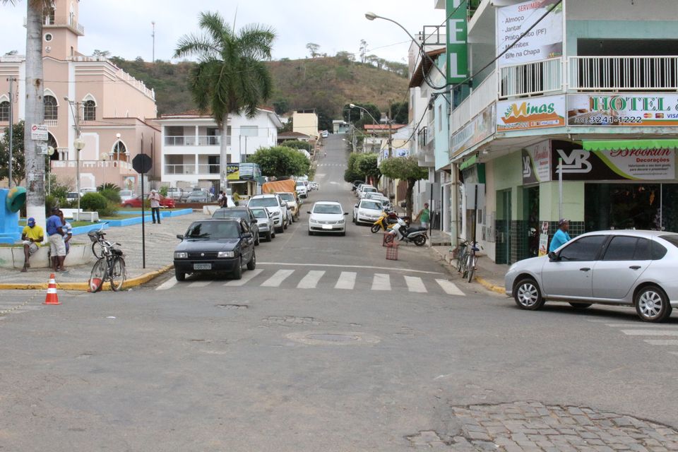 Desfile de 7 de Setembro muda trânsito na rua Cândido Ilhéus nesta sexta-feira.