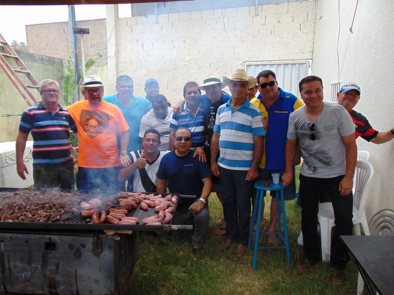 Prefeitura realiza almoço para comemorar o dia do Servidor Público.