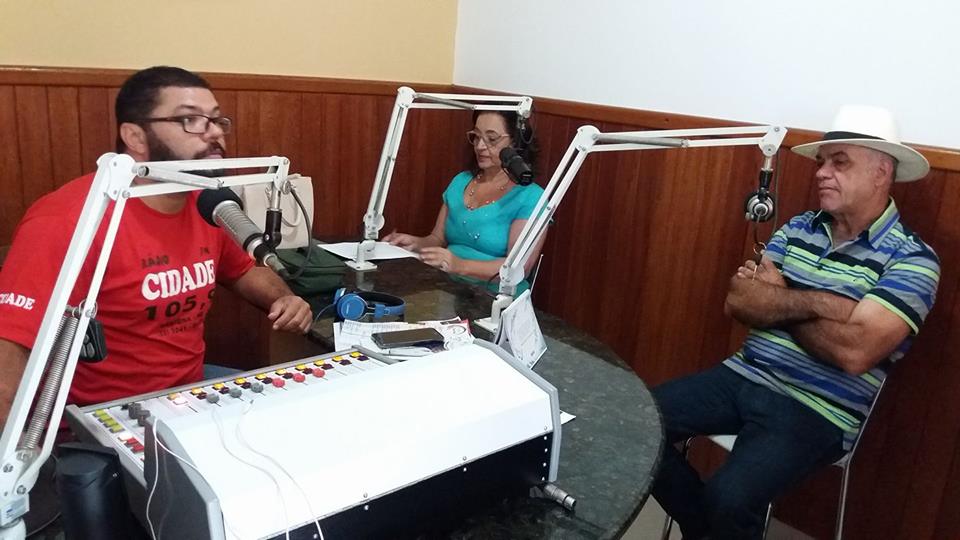Veja entrevista completa da Secretária de Educação e Prefeito Municipal, apresentando o balanço de 2017 e novos projetos para 2018