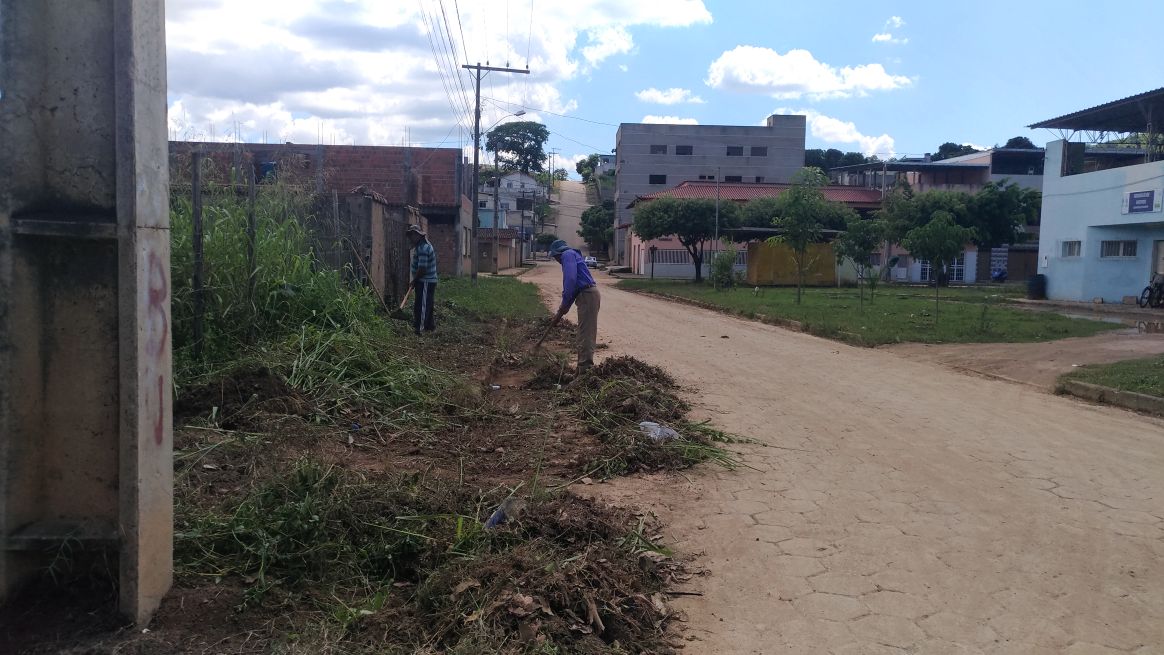 Prefeitura continua trabalho de manutenção em todo o município