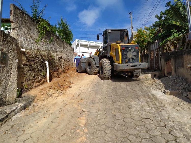 Prefeitura realiza mutirão de limpeza e melhorias em ruas do Bairro Prefeito Joel Garcia