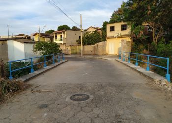 Prefeitura instala guarda-corpo em ponte da Rua Brás Torres