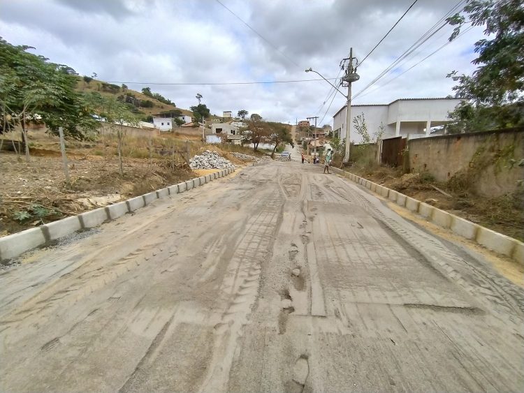Calçamento no bairro Philadélfia segue avançando