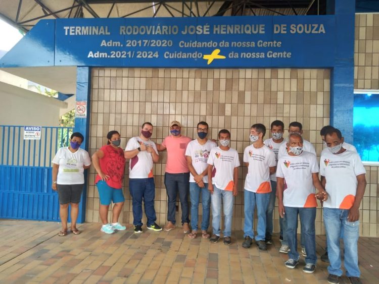 INTEGRAÇÃO SOCIAL: alunos da Apae visitam o Terminal Rodoviário José Henrique de Souza