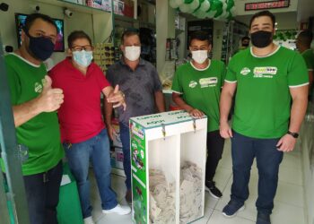 Secretários prestigiam aniversário de 10 anos da Quase Tudo Eletrônicos