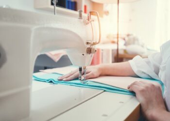 Prefeitura de Mantena lança o projeto PROCAJOF para formar profissionais do setor têxtil