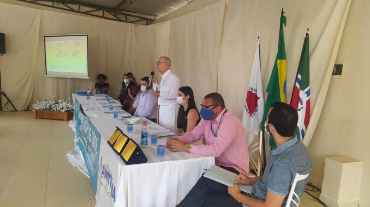 Novo Conselho Municipal de Saúde toma posse