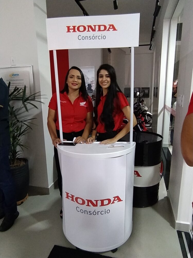 Secretários prestigiam inauguração da Honca Moto Scarton