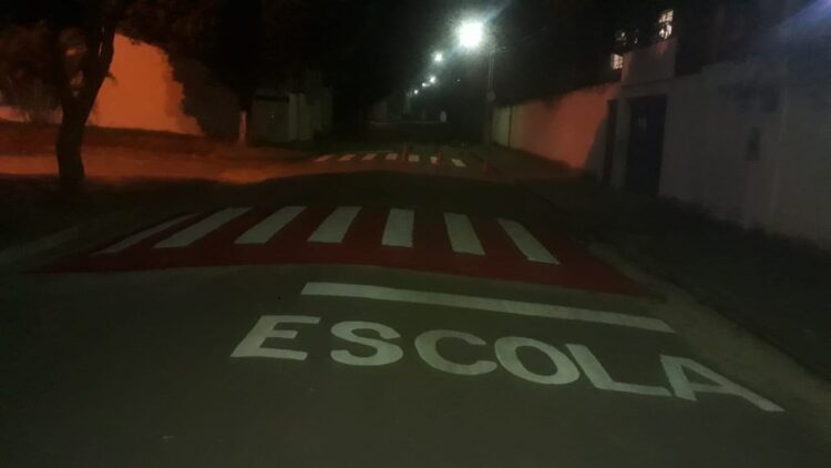 Pintura de faixas gera mais segurança no trânsito