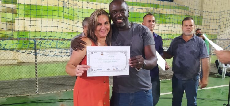 Famílias assistidas pela Assistência Social participam de confraternização