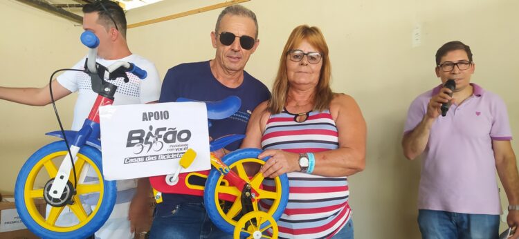 Dia do Servidor é comemorado com grande festa em Mantena