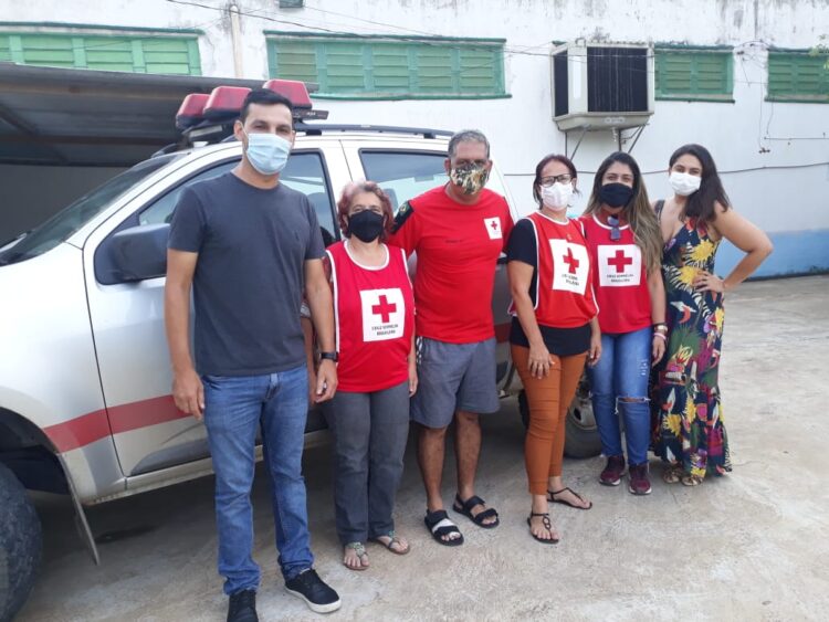 Cruz Vermelha faz doações para famílias afetados pelas chuvas em Mantena