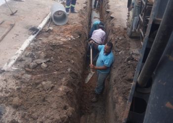 Prefeitura inicia construção de rede de drenagem na Av. Frei Gaspar
