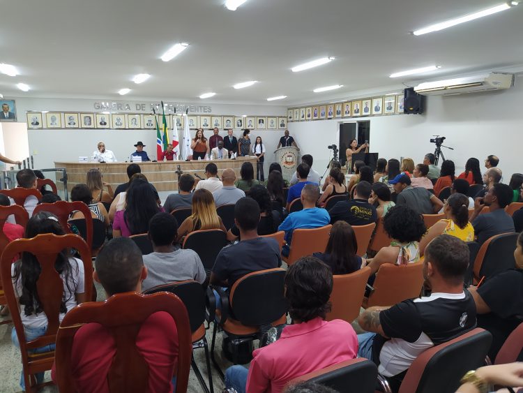 Emoção e alegria marcam a cerimônia de posse dos novos Servidores Públicos