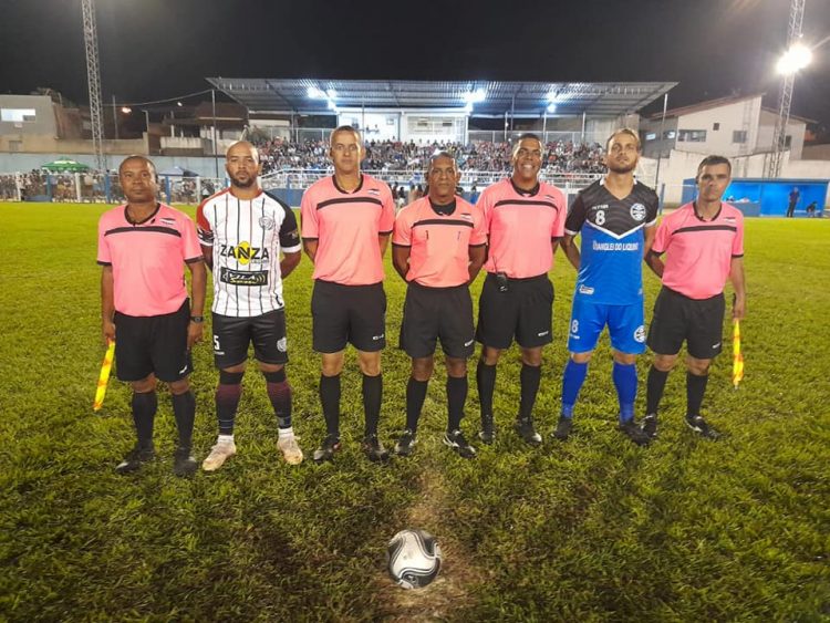 Time do Vila Nova goleia e está na final da Taça Cidade