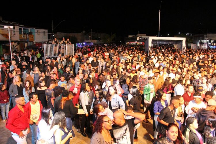 MANTENA 79 ANOS – Confira todas as fotos do Primeiro Mantena Fashion