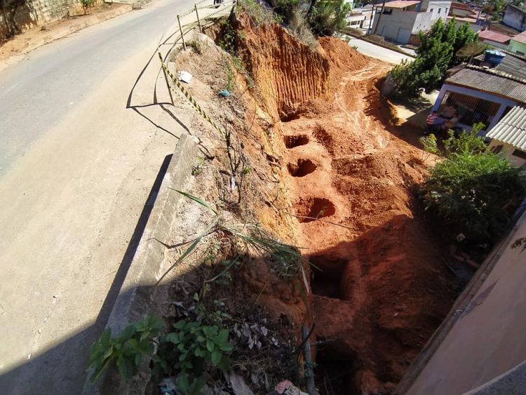 Prefeitura inicia construção de muro de contenção no bairro Boa Esperança