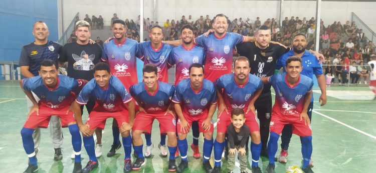 Jogão de bola na abertura da Taça Cidade de Futsal em Mantena