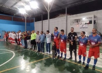 Jogão de bola na abertura da Taça Cidade de Futsal em Mantena