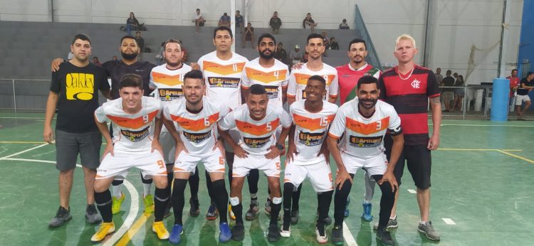 Jogão de bola na abertura da Taça Cidade de Futsal em Mantena