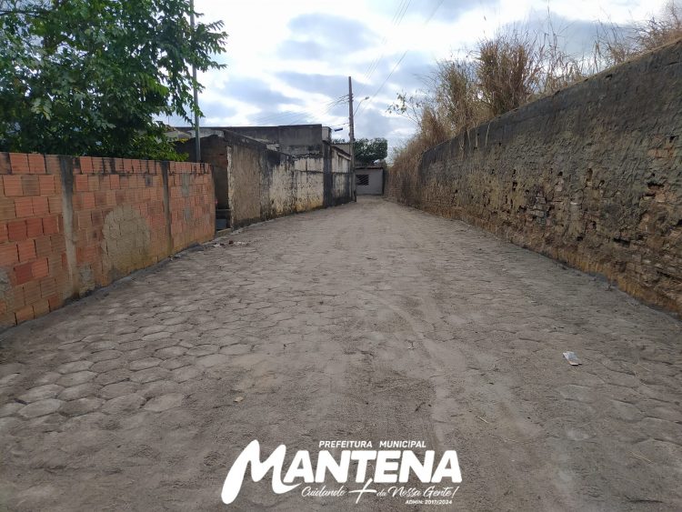 +OBRAS! Prefeitura inicia obras pavimentação na Rua Pergentino de Assis, no bairro Santo Antônio