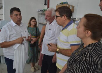 Agentes do SEBRAE visitam fábricas têxtil de Mantena