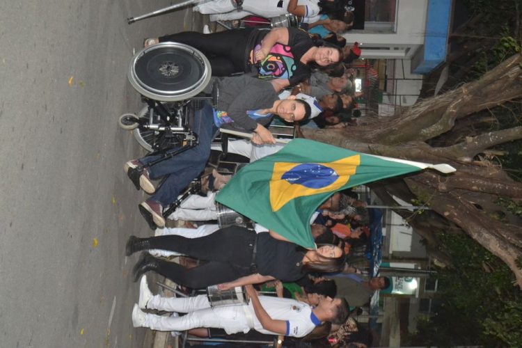 Terceira noite de Desfile Cívico é encerrado com chave de ouro