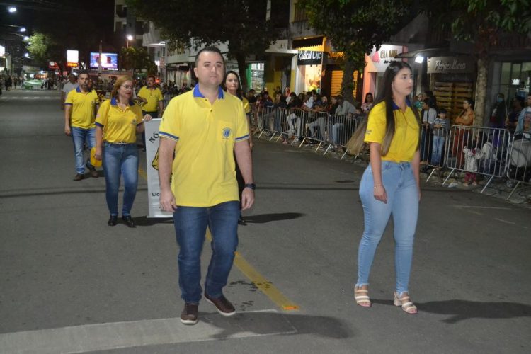 Prefeitura realiza o segundo dia de Desfile Cívico