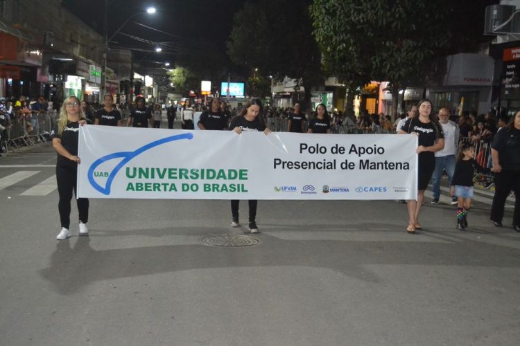 Prefeitura realiza o segundo dia de Desfile Cívico