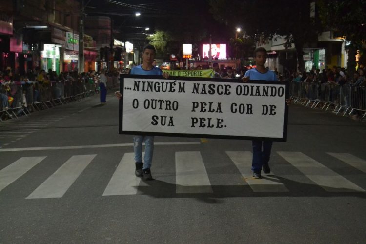 Prefeitura realiza o segundo dia de Desfile Cívico