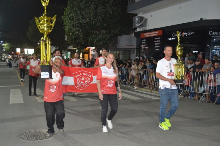 Prefeitura realiza o segundo dia de Desfile Cívico