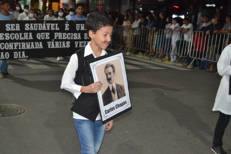 Prefeitura realiza o segundo dia de Desfile Cívico