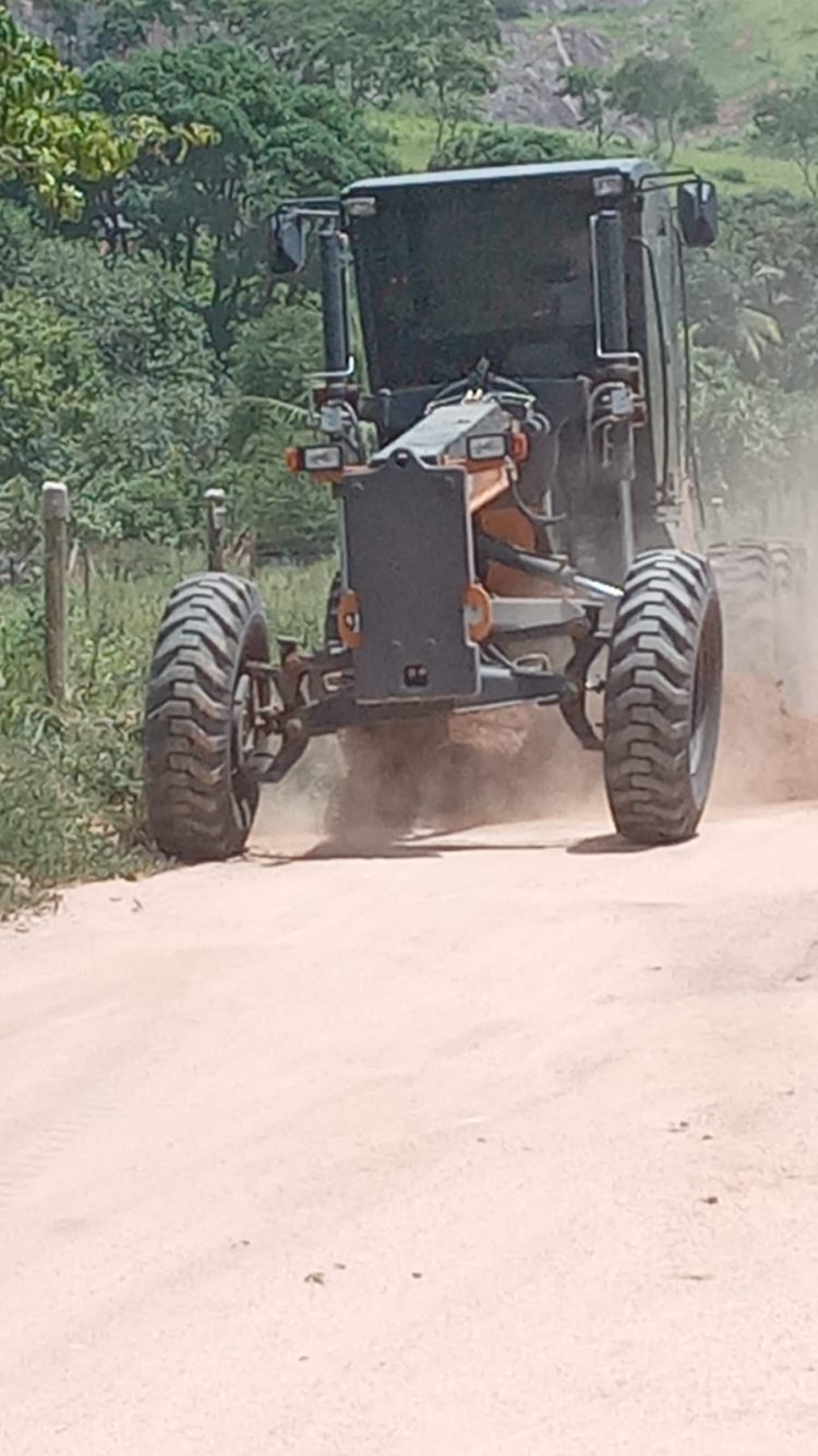Prefeitura de Mantena realiza patrolamento em estradas vicinais da Zona Rural