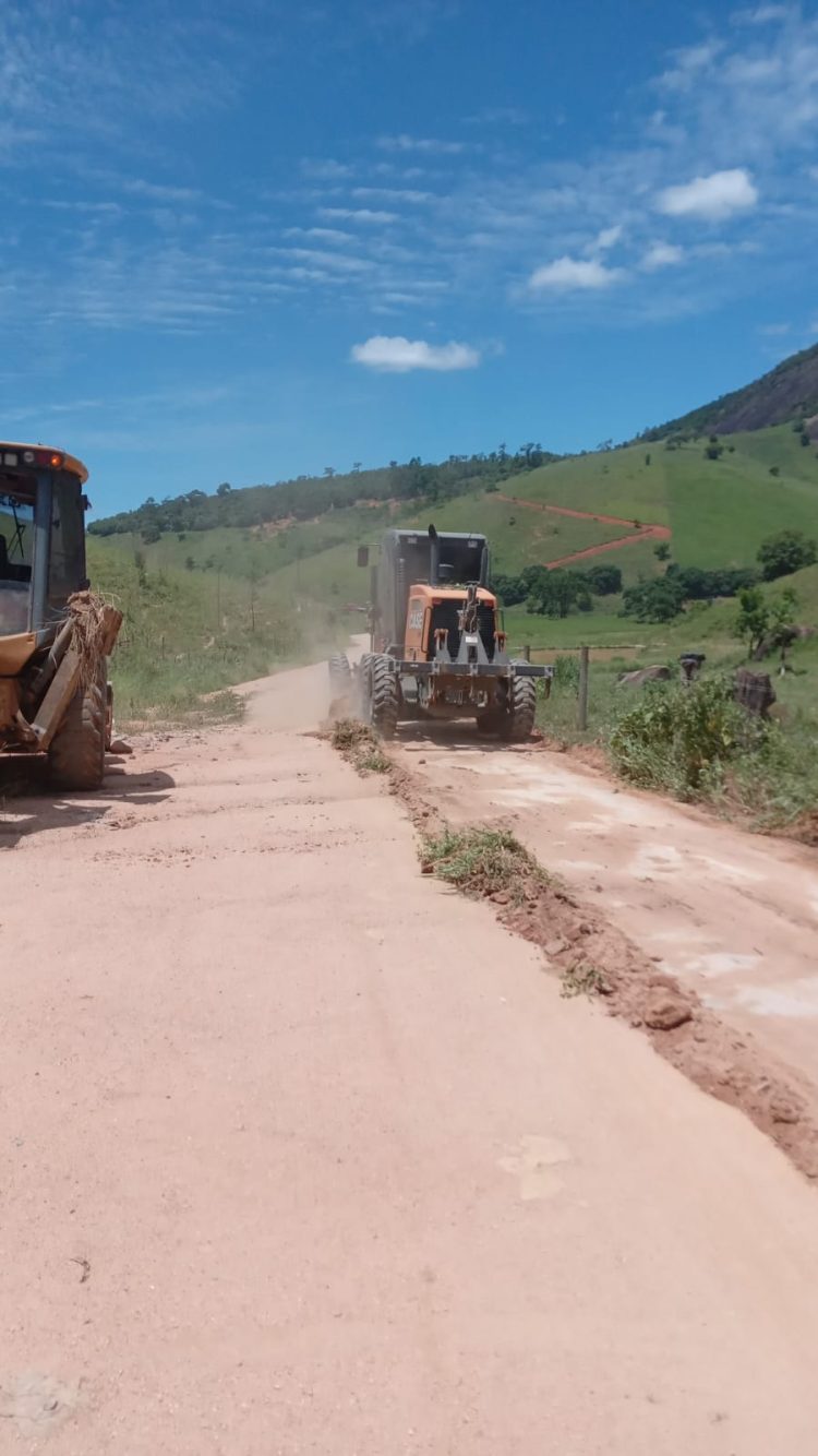 Prefeitura de Mantena realiza patrolamento em estradas vicinais da Zona Rural