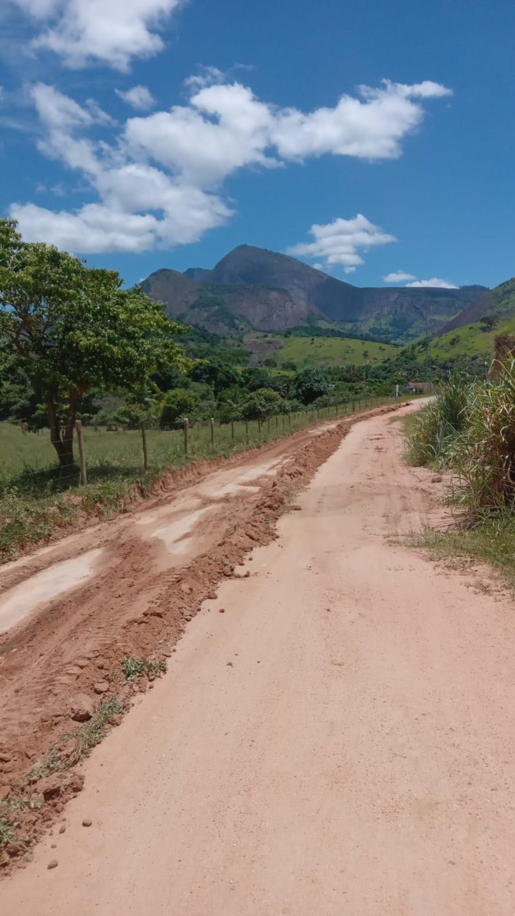 Prefeitura de Mantena realiza patrolamento em estradas vicinais da Zona Rural