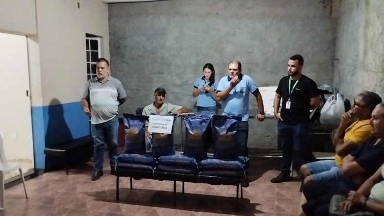 Secretaria de Agricultura realiza reunião com agricultores da Agricultura Familiar