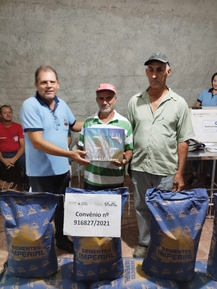Secretaria de Agricultura realiza reunião com agricultores da Agricultura Familiar
