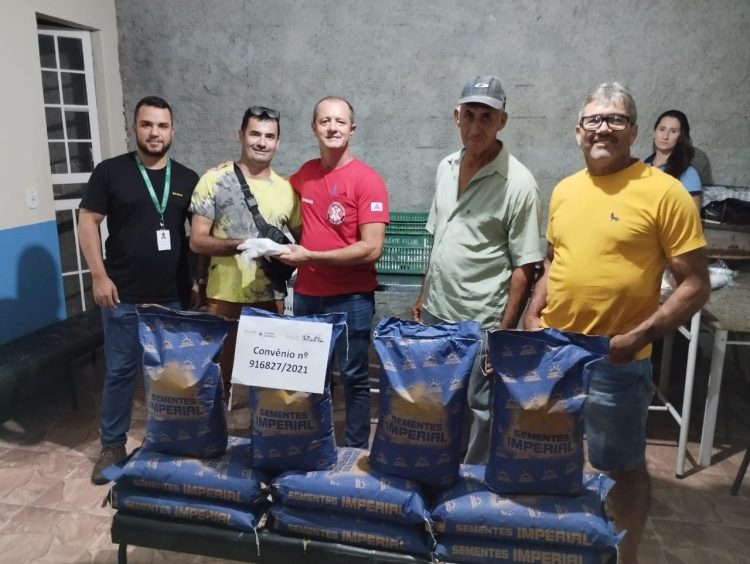 Secretaria de Agricultura realiza reunião com agricultores da Agricultura Familiar