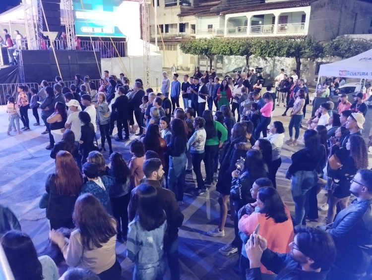 FESTA DO CHAPÉU: O PRIMEIRO DIA DE FESTA FOI UM SUCESSO; CONFIRA