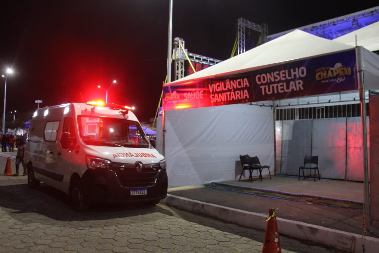 ‘Uma noite épica’: Trio Alto Astral, Juliana e Bonde do Forró e Don e Juan fazem história na Festa do Chapéu, levando uma multidão à Praça de Recreação Edite Trindade de Souza Coelho