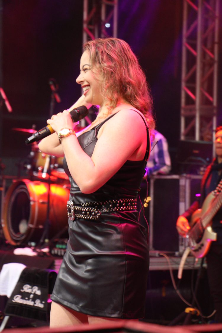 ‘Uma noite épica’: Trio Alto Astral, Juliana e Bonde do Forró e Don e Juan fazem história na Festa do Chapéu, levando uma multidão à Praça de Recreação Edite Trindade de Souza Coelho