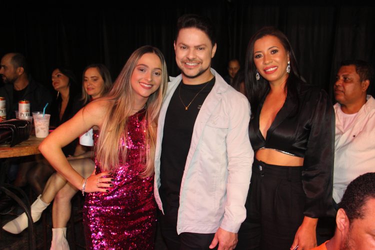‘Uma noite épica’: Trio Alto Astral, Juliana e Bonde do Forró e Don e Juan fazem história na Festa do Chapéu, levando uma multidão à Praça de Recreação Edite Trindade de Souza Coelho
