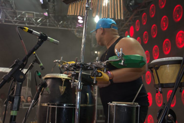 ‘Uma noite épica’: Trio Alto Astral, Juliana e Bonde do Forró e Don e Juan fazem história na Festa do Chapéu, levando uma multidão à Praça de Recreação Edite Trindade de Souza Coelho
