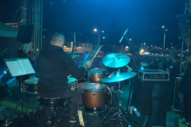 ‘Uma noite épica’: Trio Alto Astral, Juliana e Bonde do Forró e Don e Juan fazem história na Festa do Chapéu, levando uma multidão à Praça de Recreação Edite Trindade de Souza Coelho