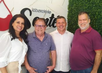 Secretários Municipais Heverton Monteiro e Mauro Pereira prestigiam inauguração do Laboratório Santé