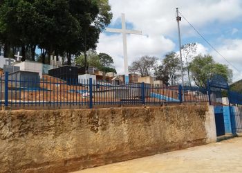 EDITAL DE INTIMAÇÃO DE RESPONSÁVEIS POR SEPULTURAS ABANDONADAS NO CEMITÉRIO
